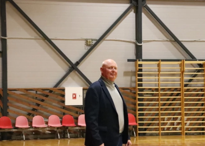 Rūjienas vidusskolā no 9. līdz 10. janvārim norisinājās 75 Tradicionālais basketbola turnīrs. 