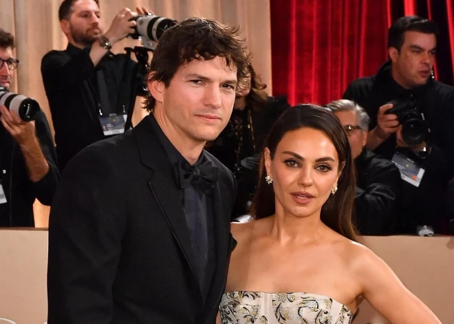 Давно не видели! Мила Кунис и Эштон Катчер впервые за четыре года вместе пришли на крупную церемонию