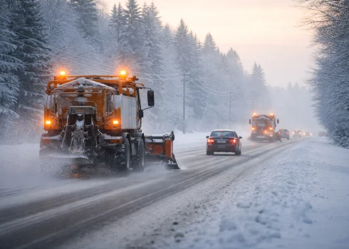 Водителей просят сообщать о гололеде и заносах.