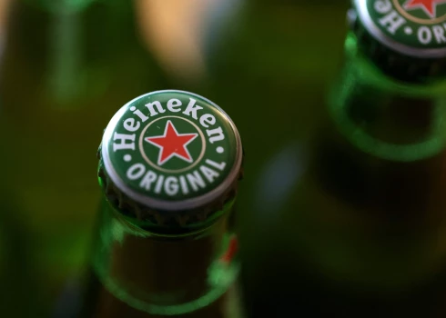 "Heineken" ir pasaulē otrais lielākais alus ražotājs, kas ražo un pārdod vairāk nekā 300 zīmolu alu un sidru.