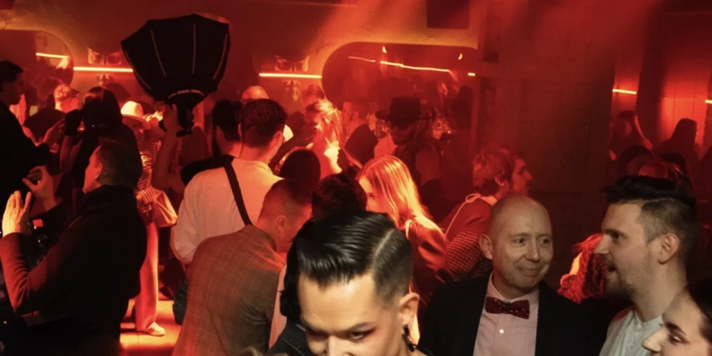 Kluba "Skapis" atvēršanas ballīte.