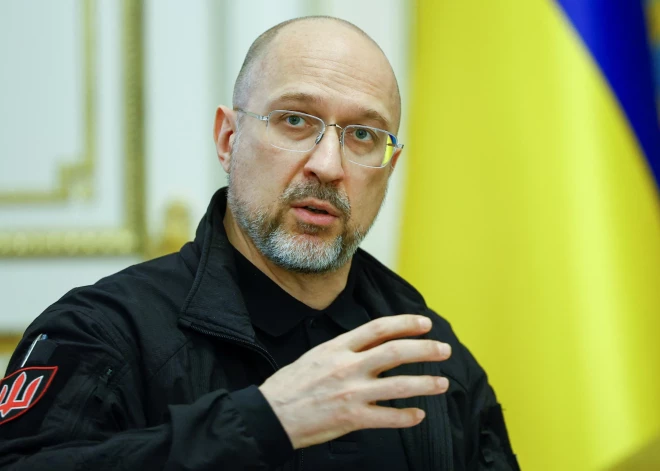 Ukrainas parlaments pieņem ekspremjera Šmihaļa atkāpšanos no aizsardzības ministra amata