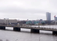 Вода точит бетон: эксперты признали, что Каменный мост медленно разрушается изнутри