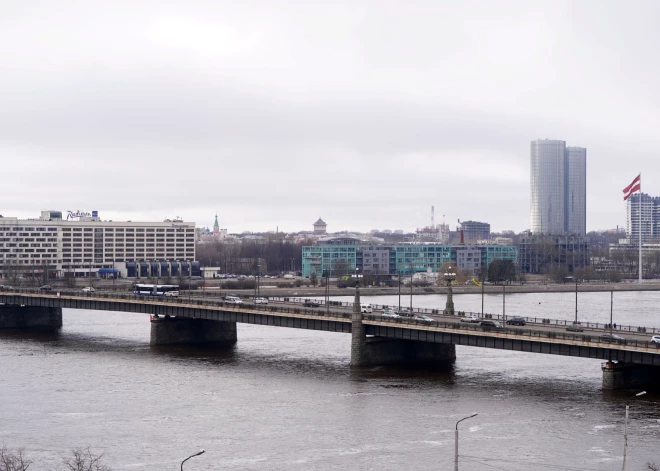 Вода точит бетон: эксперты признали, что Каменный мост медленно разрушается изнутри