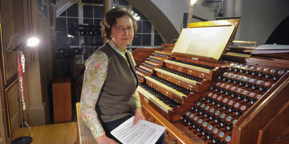Ērģelniece Larisa Bulava.