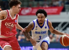 "VEF Rīga" piesaista amerikāņu saspēles vadītāju, kurš spēlējis rezultatīvi Bulgārijas čempionē