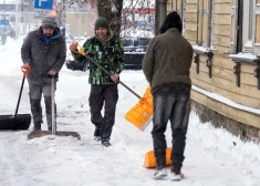 Из-за морозов в интернет-магазинах Латвии резко подскочили продажи двух предметов