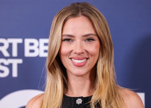 Skārleta Johansone.