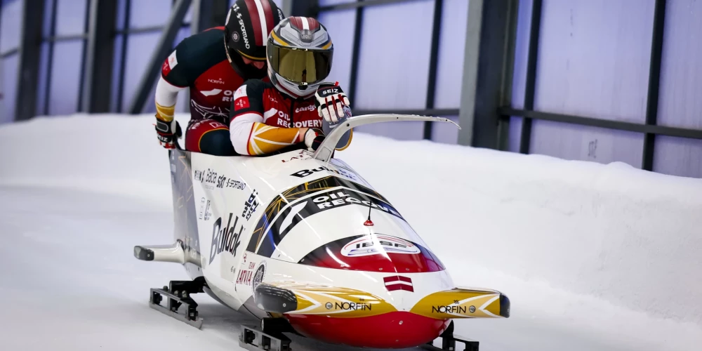 Latvijas bobslejisti - pilots Renārs Grantiņš un stūmējs Lauris Kaufmanis.