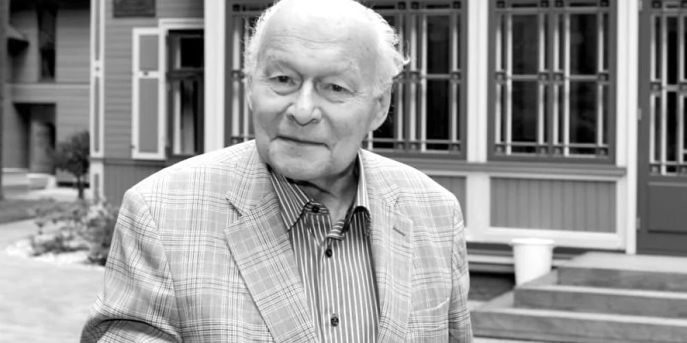 Par mūža ieguldījumu Latvijas zinātnes un enerģētikas attīstībā 2020. gadā Valdis Gavars kļuva par Trīs Zvaiģžņu Ordeņa virsnieku.