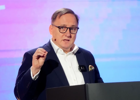 Mārtiņš Kazāks ir starptautiski atzīts makroekonomists ar plašu profesionālo pieredzi monetārajā politikā.