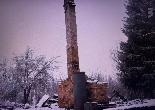 Выжили только двое: деревянный дом под Екабпилсом сгорел дотла вместе с жительницей