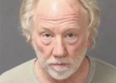 Pret “Emmy” balvas ieguvēju Timotiju Basfīldu izvirzītas apsūdzības par bērnu seksuālu izmantošanu