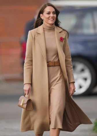 Ar šo somiņu princese Keita manīta vairākkārt.