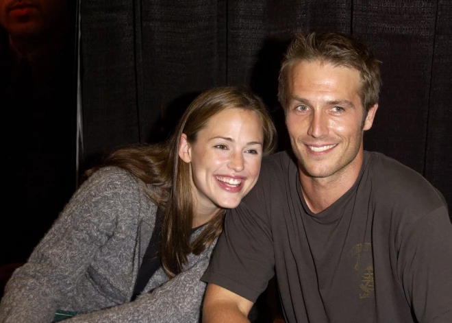 FOTO: “Alias” zvaigzne Maikls Vartans astoņus gadus pēc aiziešanas no Holivudas ir gandrīz neatpazīstams