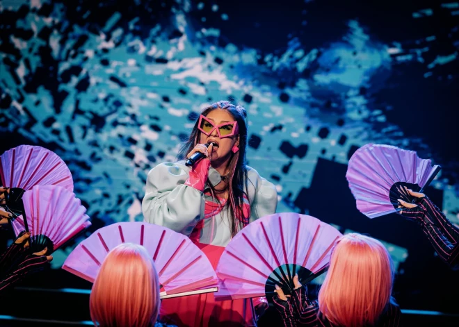 Dziedātāja Alise Haijima LTV šovā "Pārdziedi mani!"