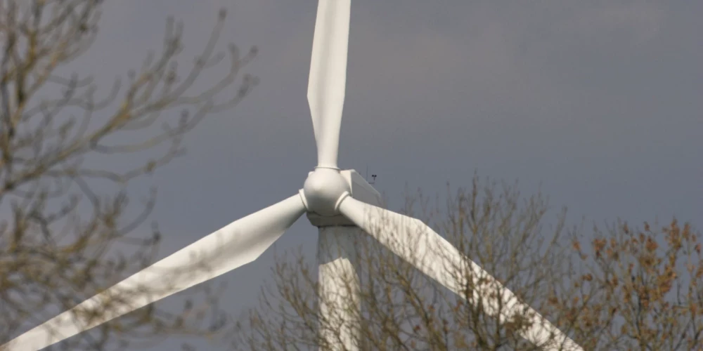 Projekta ietvaros tiks izbūvētas 10 vēja turbīnas.