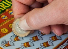 Лег спать, не дочистив лотерейный билет: как инженер из Риги едва не проспал свои 150 000 евро