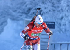 Rastorgujevs sāk vareni, Latvijas biatlonisti stafeti noslēdz ārpus desmitnieka