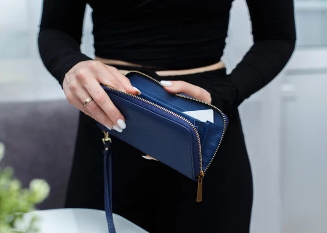 Nauda pazūd vēl pirms algas dienas? 5 iemesli un praktiski padomi, kā ietaupīt