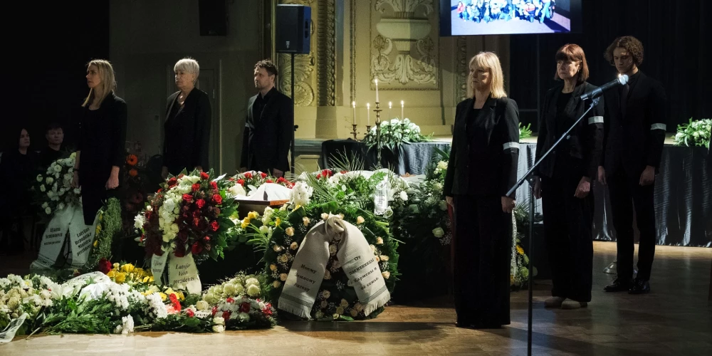 Atvadas no Uļjanas Semjonovas