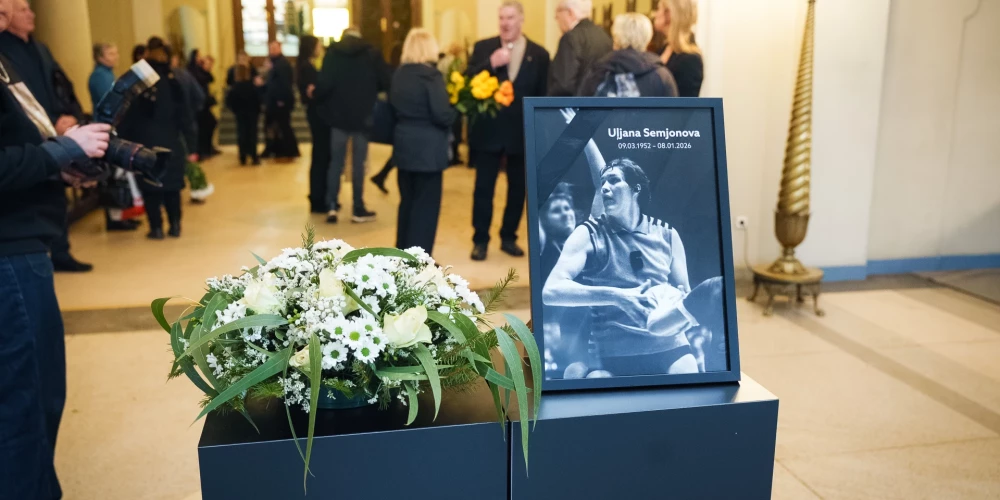 Atvadas no Uļjanas Semjonovas Rīgas Latviešu biedrības namā