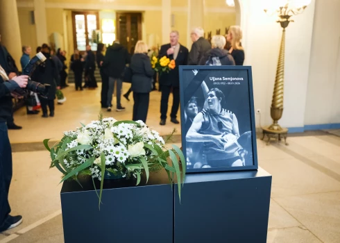 Atvadas no Uļjanas Semjonovas Rīgas Latviešu biedrības namā