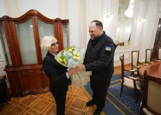 Спикер Сейма в Киеве заявила: Латвия не признает аннексию и требует расплаты от агрессора