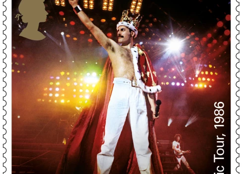 Fredijs Merkūrijs pastmarkā, kas veltīta "Queen" leģendārajai tūrei
