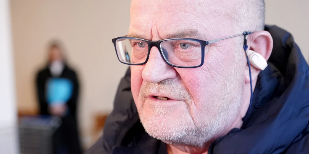 Saeimas eksdeputāts Jānis Ādamsons tiesā, kur viņam nolasīja spriedumu lietā par spiegošanu Krievijas labā