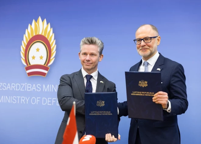 Уроки Украины и защита инфраструктуры: о чем договорились министры обороны Латвии и Швеции