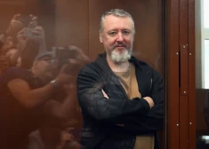 Strelkovs paredz Krievijai grūtu 2026. gadu: "Gadiņš būs tāds, ka maz neliksies!"