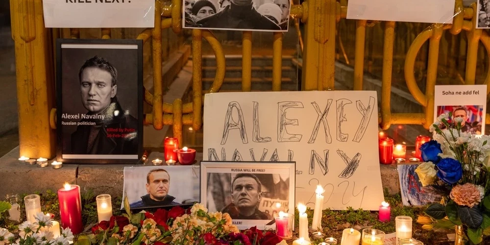 Алексей Навальный умер 16 февраля 2024 года, в исправительной колонии «Полярный волк», в поселке Харп, Ямало-Ненецкий автономный округ.