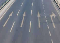 Четыре полосы для Лиепайского шоссе: общество требует, государство отвечает - нет денег