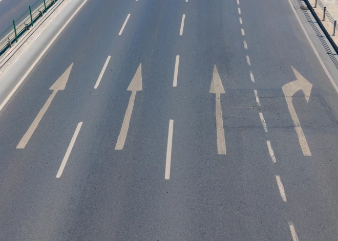 Четыре полосы для Лиепайского шоссе: общество требует, государство отвечает - нет денег