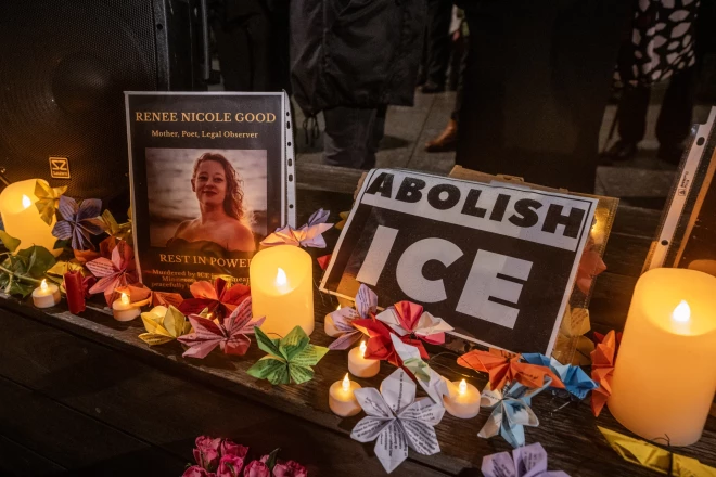 Renē Gudas nāve izraisījusi plašus protestus ASV.