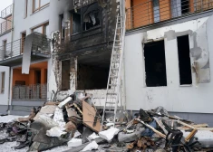 Ugunsgrēka seku likvidēšanas darbi dzīvojamā mājā Ķekavas novada Krustkalnos