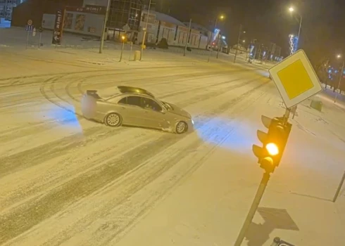 Опасные игры и агрессивное вождение в Даугавпилсе.