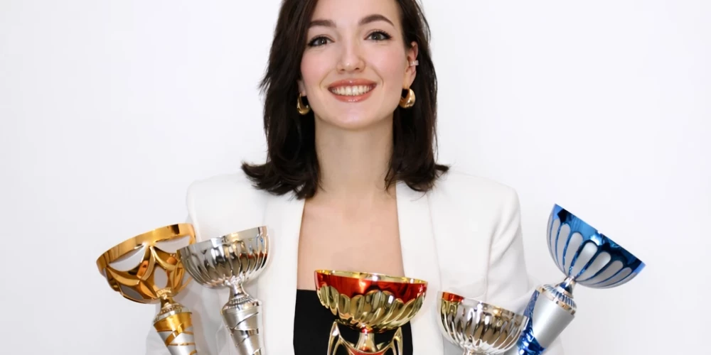 Стилист Алина Кузневич.