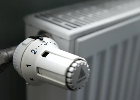 Siltuma maksas sadalītājs (alokators).