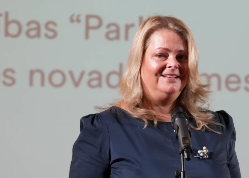 Rīgas Dzemdību nama valdi atstājusi Santa Ločmele. 