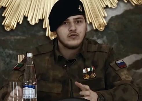 Čečenijas līderis dara visu iespējamo, lai informācija par viņa dēla Ādama Kadirova stāvokli nenonāktu plašsaziņas līdzekļos.