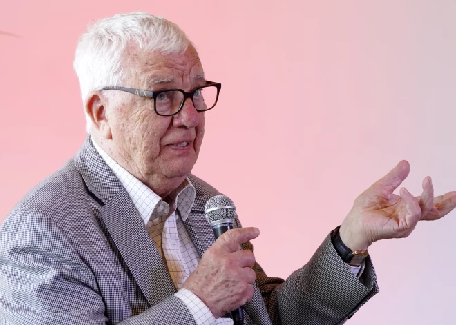 Во дворце культуры ВЭФ состоится концерт из цикла "Раймонд Паулс. Времена года"