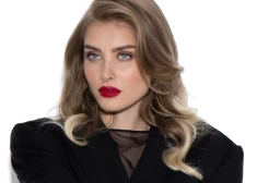 Noklausies - Patrisha izdod jaunu dziesmu "Zemūdene"