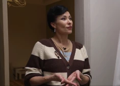 Бывшая "радиогейша" Иева Адамс замуж больше не пойдет, но свадебное платье в шкафу держит