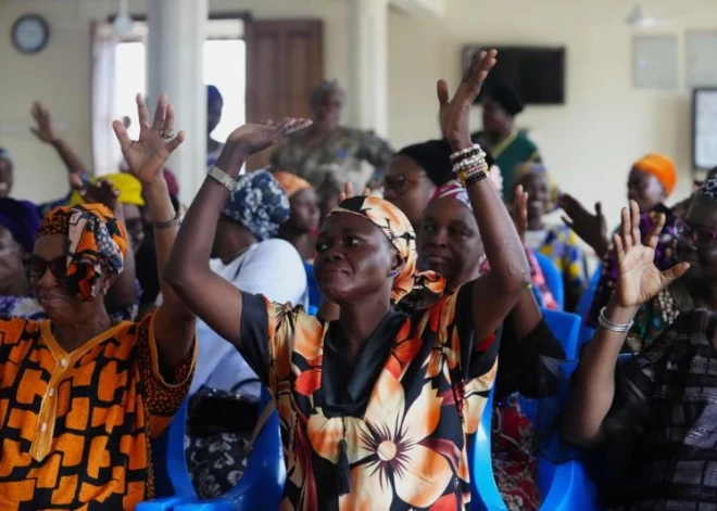 Šausmas dievkalpojumā: Nigērijā bruņoti cilvēki ielaužas divās baznīcās un nolaupa 163 cilvēkus 