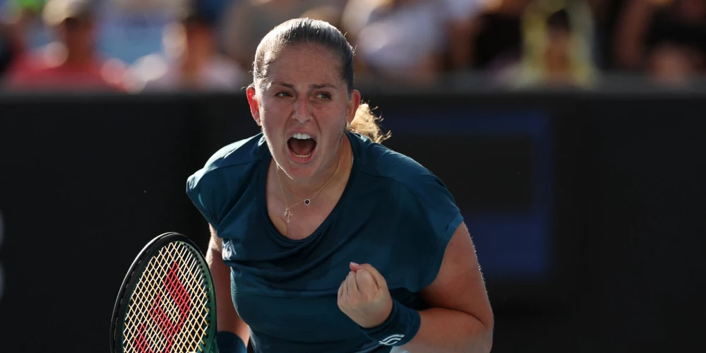 Aļona Ostapenko izcīna pirmo uzvaru vienspēlēs 2026. gadā. 