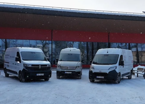 Vieglo automašīnu vadītājiem lielie kravas furgoni jeb “busi” bieži vien šķiet pilnīgi vienādi. 