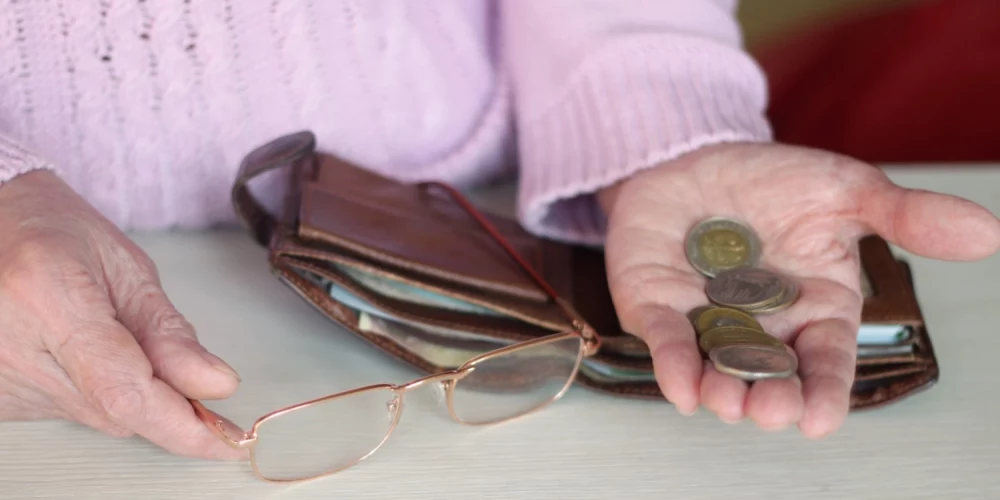 Igaunijas pensiju sistēmai draud krīze. 