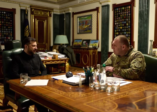 Zelenskis ticies ar bijušo Ukrainas Drošības dienesta vadītāju un nosūtījis signālu Maskavai: "Turpinām gatavoties"
